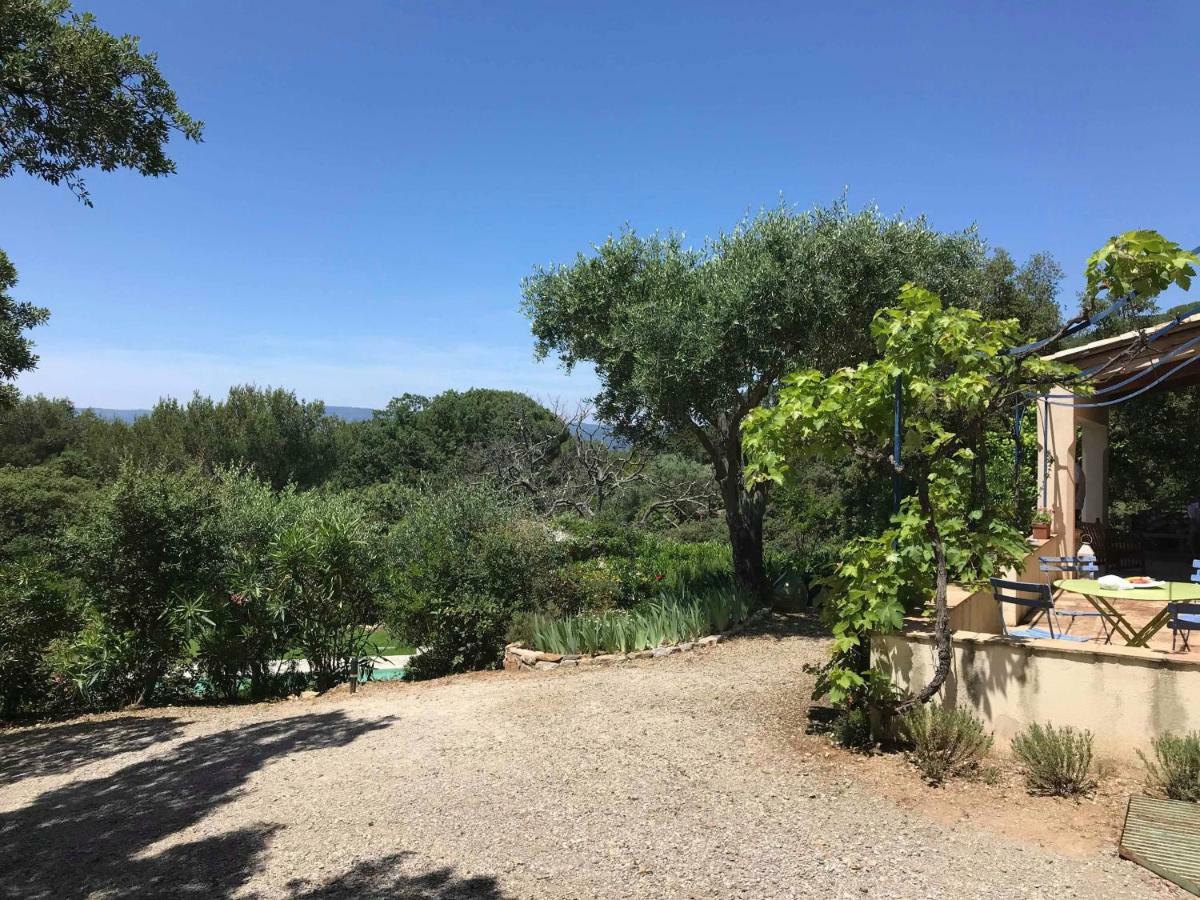 Le Mas Amore Bed and Breakfast Gassin Exteriör bild